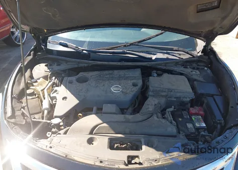 2015 Nissan Altima 2.5 S из США, поврежденный, VIN 1N4AL3AP5FC472183